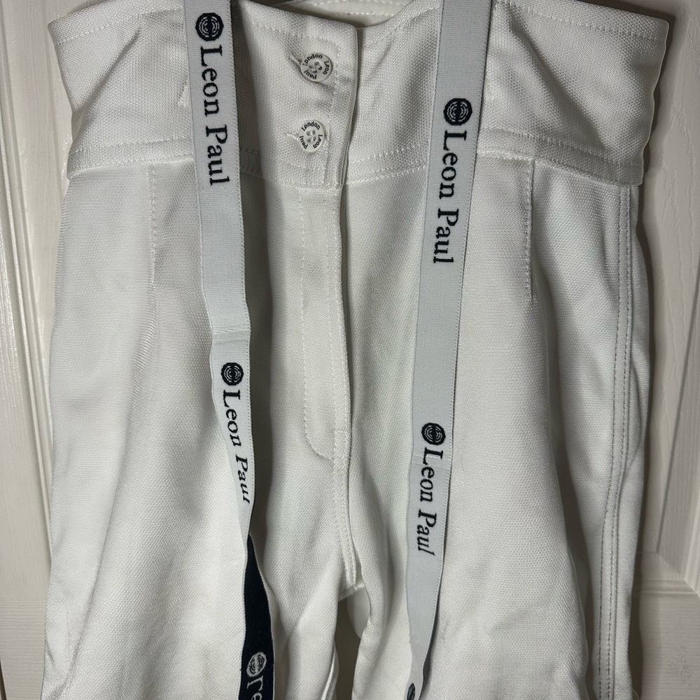 Leon Paul Fencing knickers. (size 32) - Picture 4 of 8